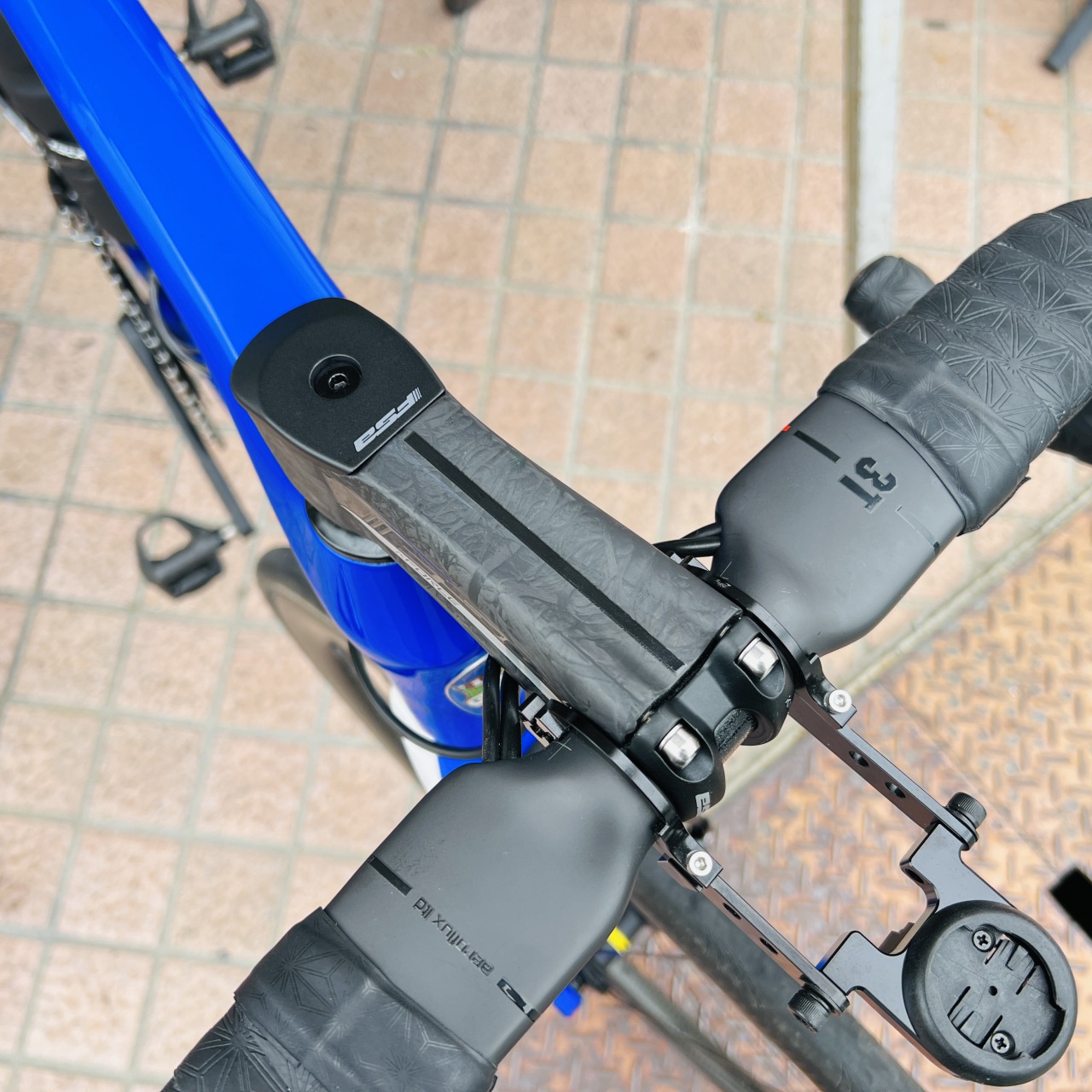 FSA K-FORCE LIGHT カーボンステム取り付けしました！！ - Climb cycle 
